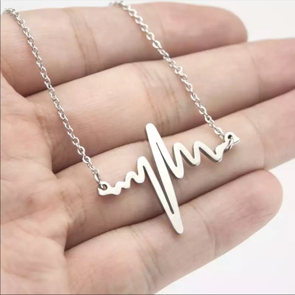 New stainless steel heart beat pendant necklace - Picture 3 of 7